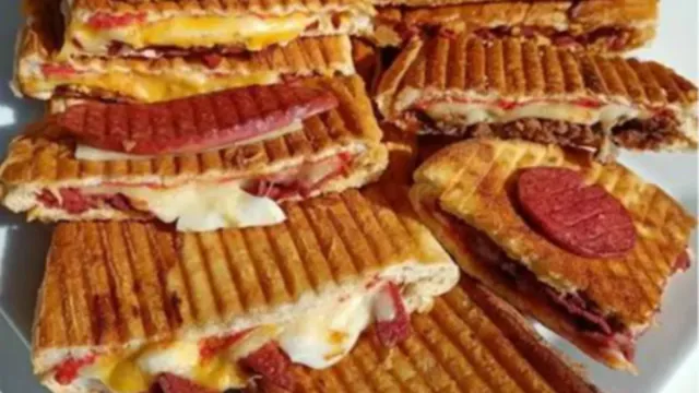 KÖŞEM BÜFE LÜLEBURGAZIN EN İŞLEK YERİNDEKİ BİRİNCİ TERCİH kapak görseli